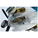 Maquette d'avion en plastique F6F-3N "HELLCAT"