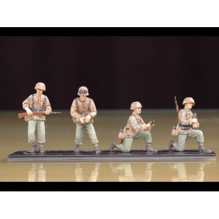 Figurine WAFFEN SS ASSAULT TEAM