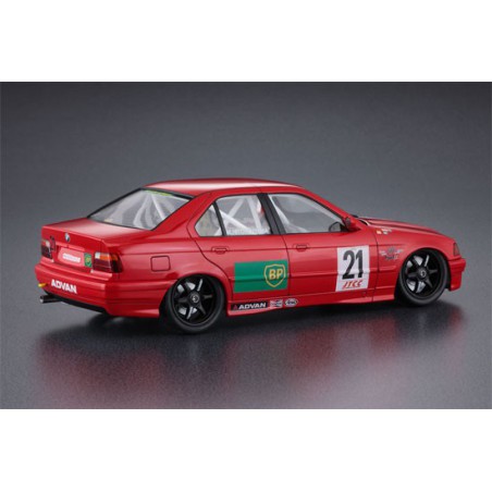 Maquette de voiture en plastique BMW 2002 ti 1/24 - Scientific-MHD