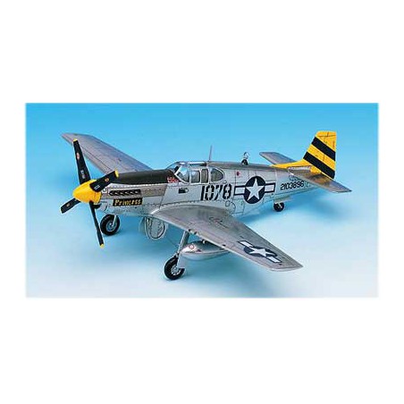 Maquette d'avion en plastique P-51C Mustang 1/72